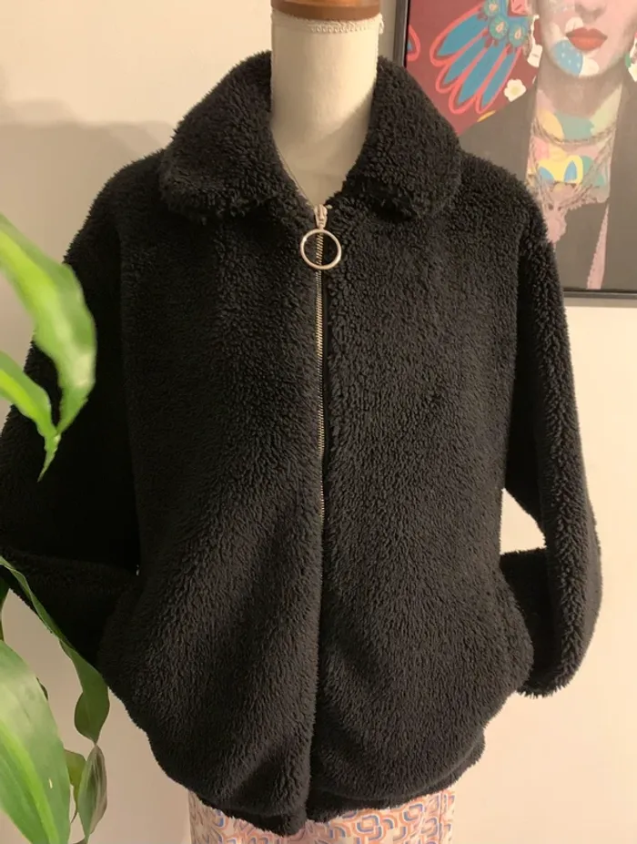Manteau noir Bershka taille 36/38 - photo numéro 2