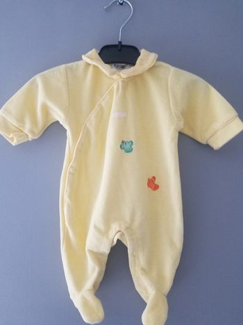 Pyjama mi saison taille 1 mois bon état