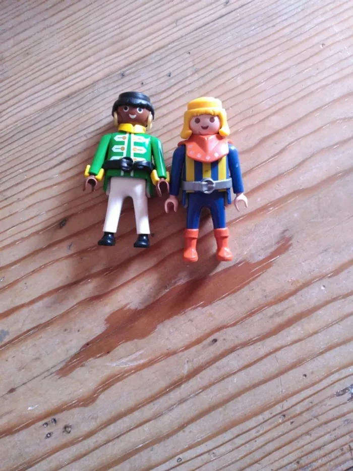 Lot de 2 Personnages playmobil Ancien