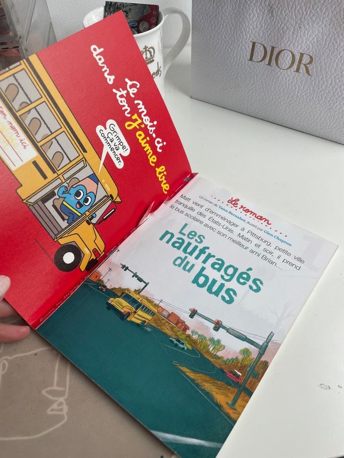 J’aime Lire - les naufragés du bus - n•458 - Mars 2015 - photo numéro 3