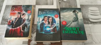 Livres rouge rubis