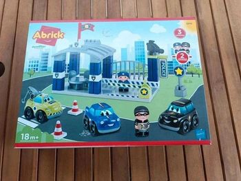 Poste de police / commissariat Abrick