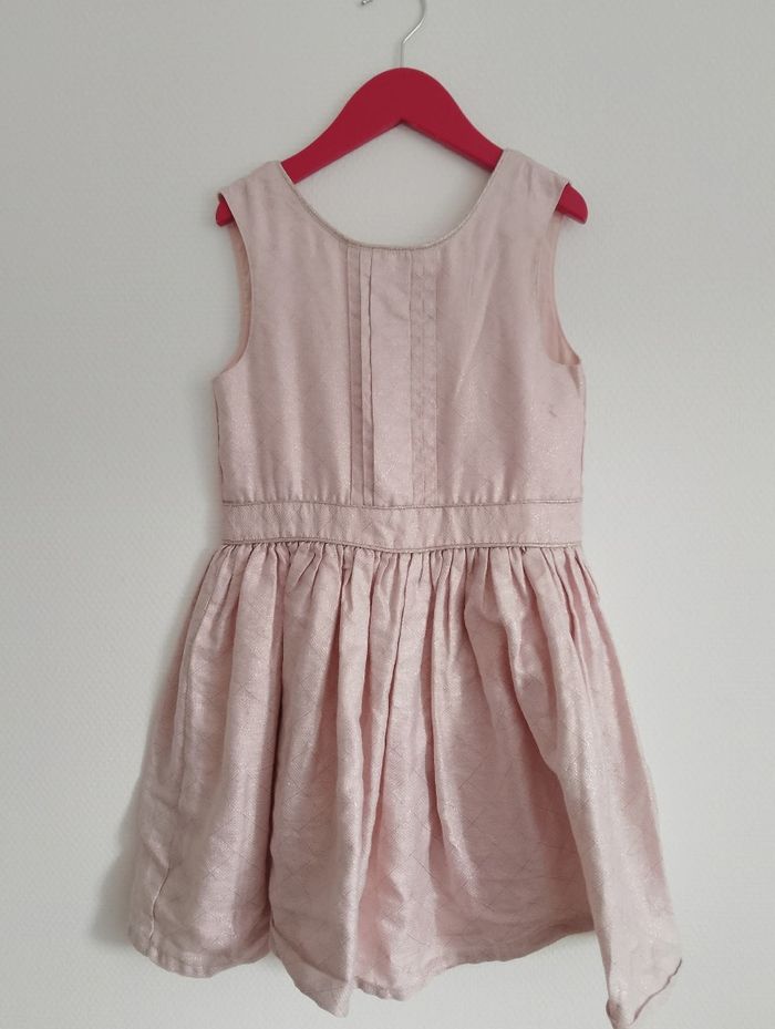 Robe rose Kiabi 8 ans - photo numéro 2