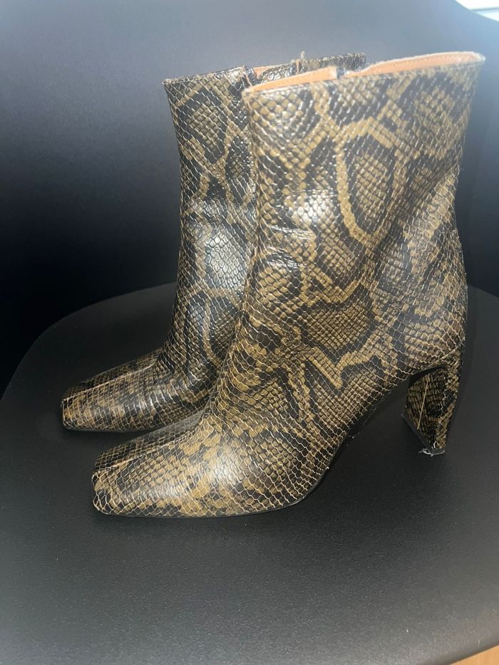 Zara bottines serpent pointure 39 - photo numéro 2
