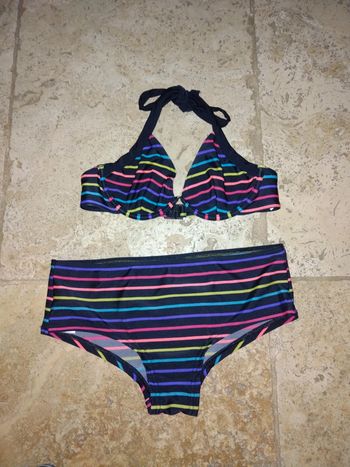 Maillot de bain 2 pièces en 36 et 85 B