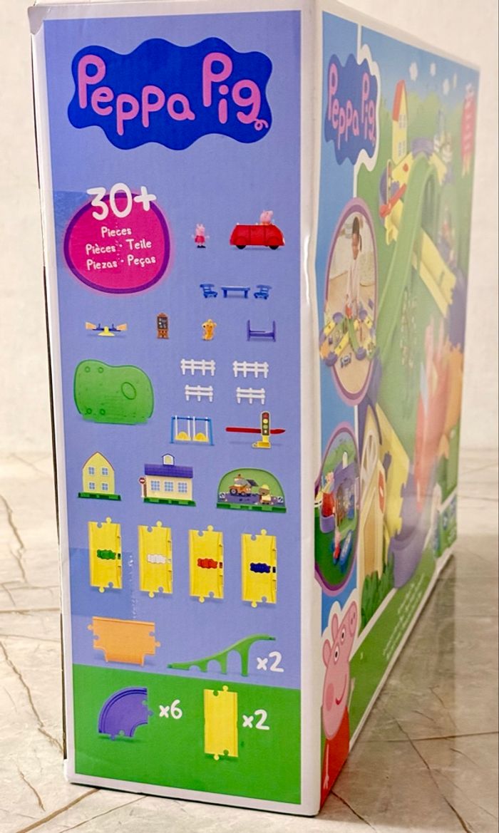 Peppa Pig Le circuit en ville de Peppa avec route modulable - photo numéro 4