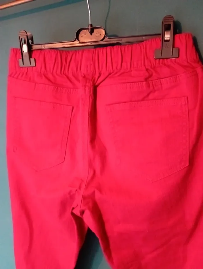 Pantalon rouge taille élastique - photo numéro 3