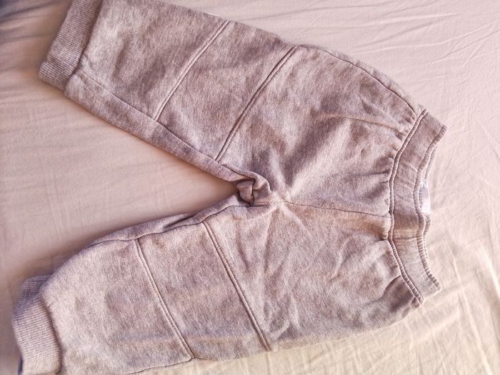 Lot pantalons petits cailloux 23 mois - photo numéro 7