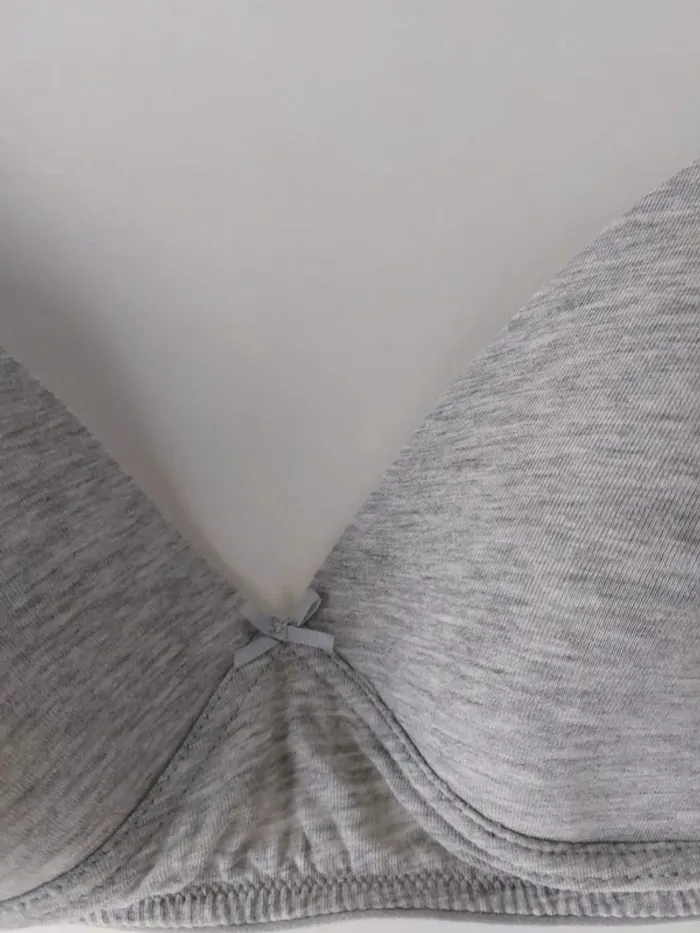 Soutien-gorge grossesse et allaitement 75C - photo numéro 2
