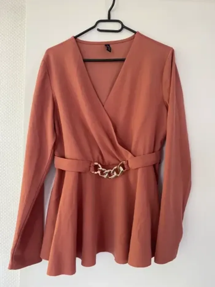 Pull chic évasé corail