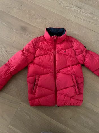 Doudoune rouge  Tommy Hilfiger 140cm 10 ans