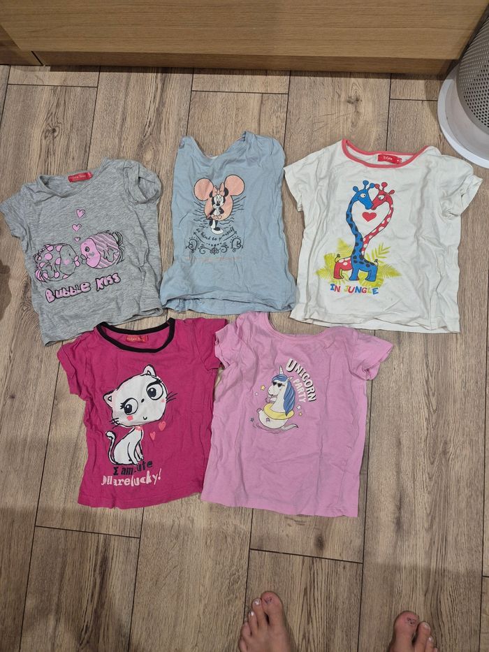 Lots tee-shirts 4 ans - photo numéro 3