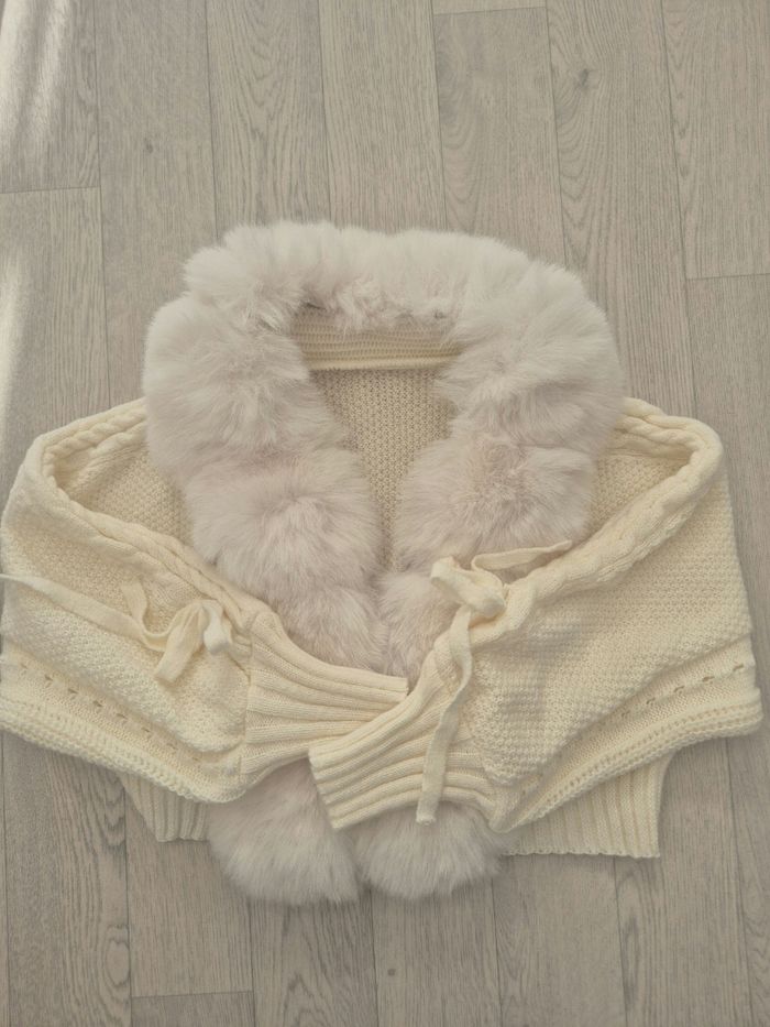 Cardigan Crème a fourrure - photo numéro 2