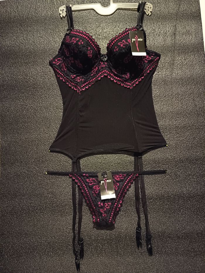 Yes Miss dessous de femme