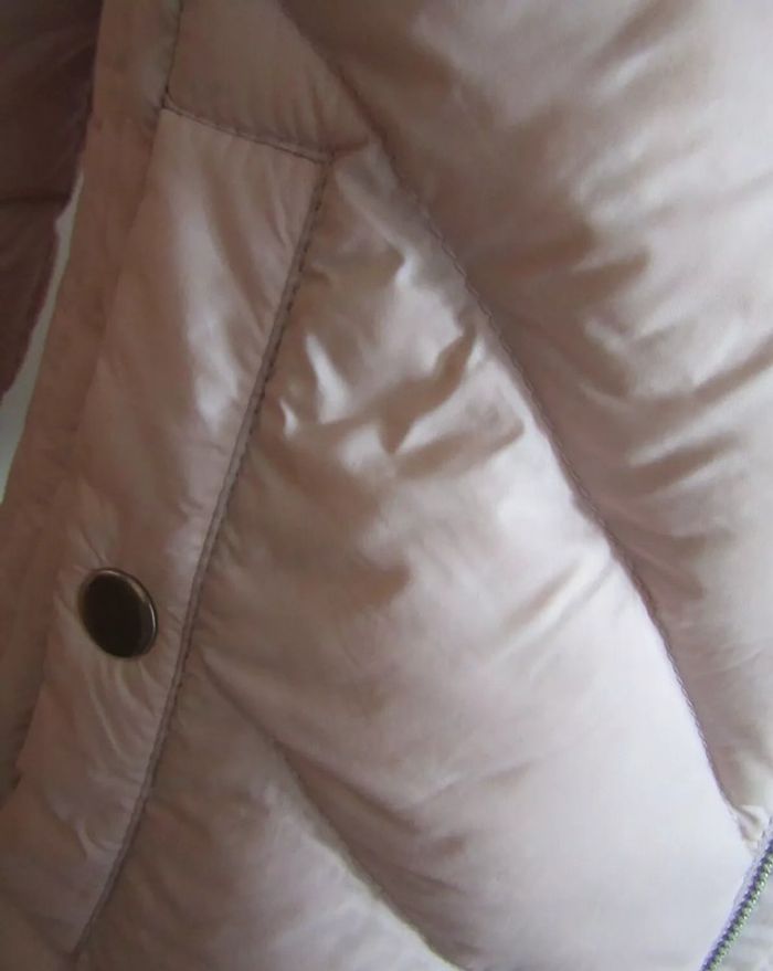 doudoune marque holliester taille indiquée M = 38/40 - photo numéro 4