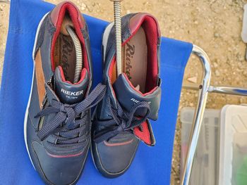 Basket  neuve homme  pointure 43 marque rieker