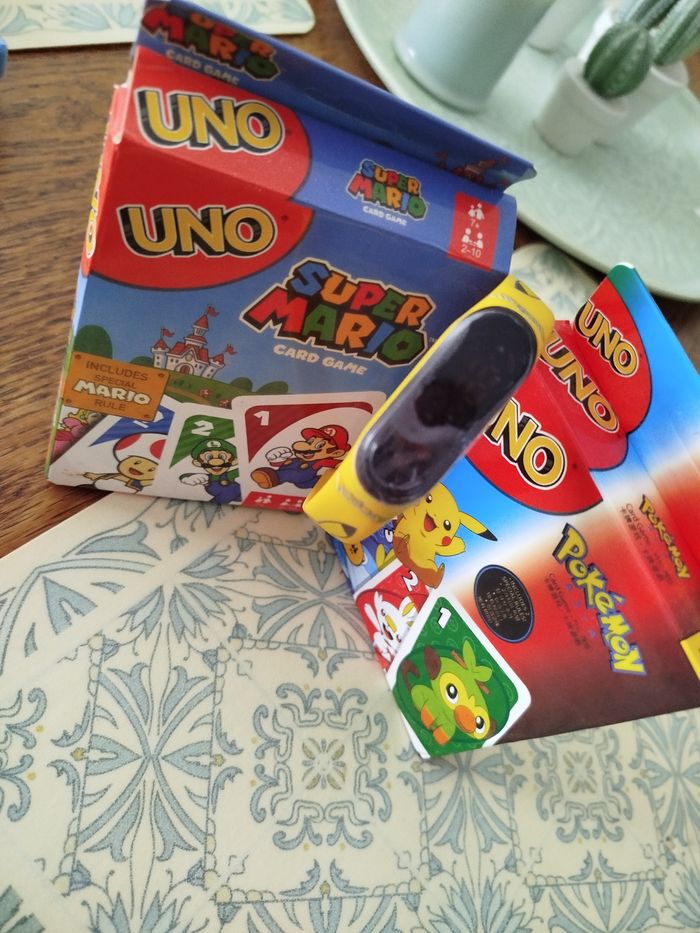 Lot de deux jeux Uno exclusive - photo numéro 7