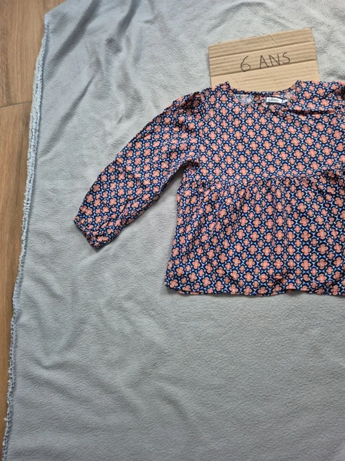 Blouse fleurie fille gemo 6 ans - photo numéro 2