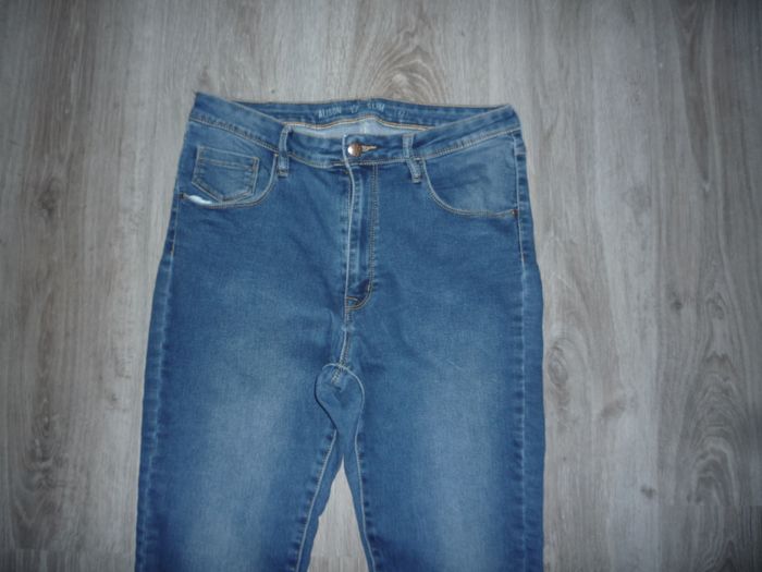 JEAN SLIM BLEU "COMPLICES" - TAILLE 42 - n°01 - photo numéro 2
