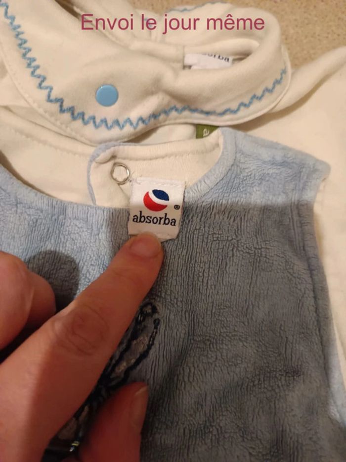 Ensemble trois pièces 1 mois - photo numéro 2