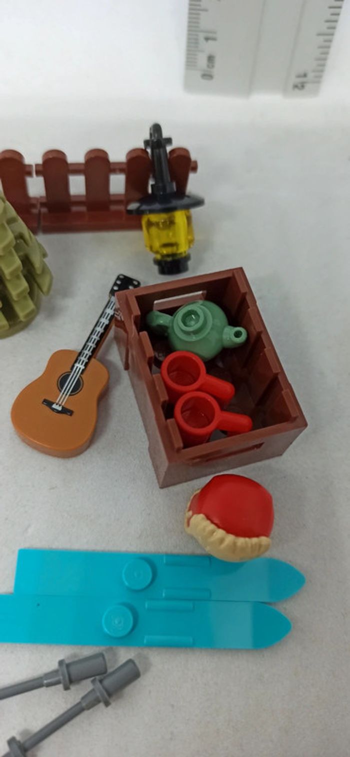 Accessoires de campeur lego - photo numéro 2