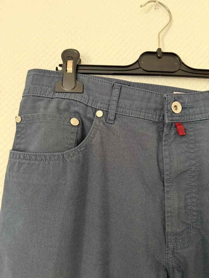 Pantalon droit bleu marine pierre cardin en très bon état - photo numéro 3