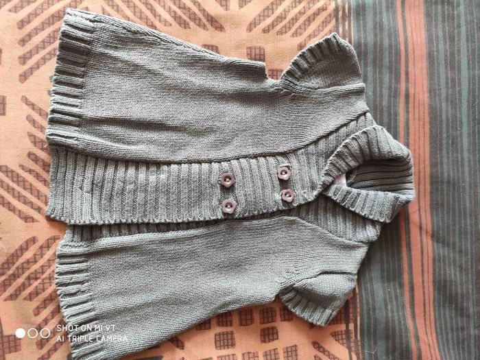 Gilet sans manches bébé fille taille 3 mois