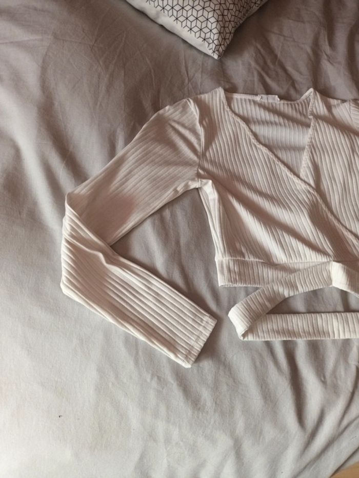 vends tee-shirt manches longues - photo numéro 2