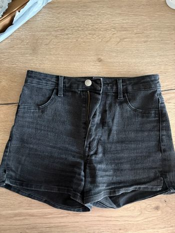 Short jean
