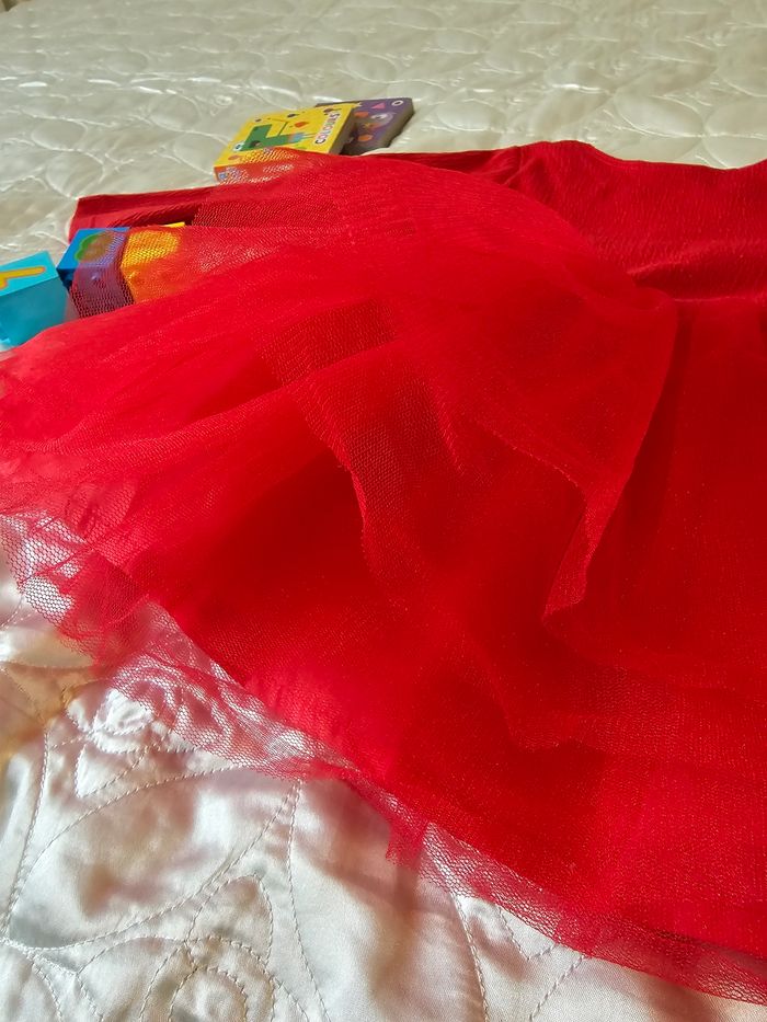 Robe de fêtes avec manches - photo numéro 2