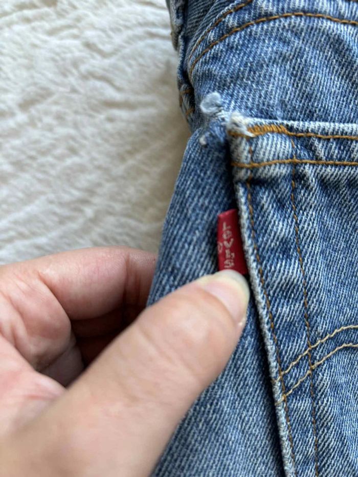 Jean Levi’s  homme 569 Loose straight W27 L30 36/38 S  – coupe ample straight, bleu clair 00s y2k - photo numéro 4