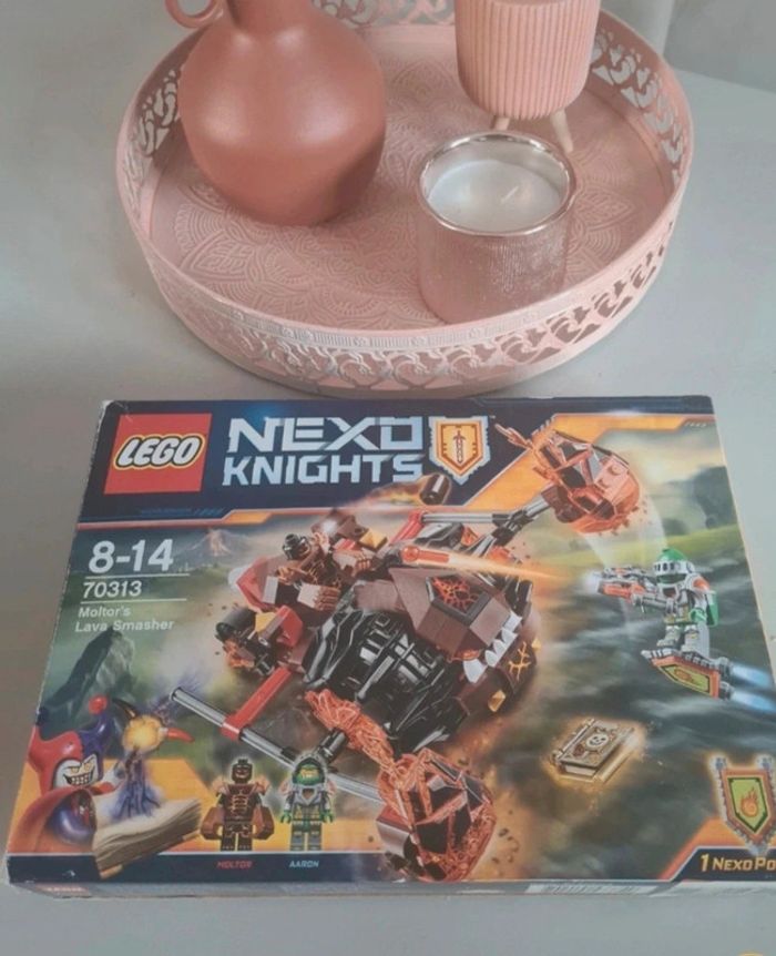 Lego Nexo Knights 70313 - Écrase-lave de Moltor + notice