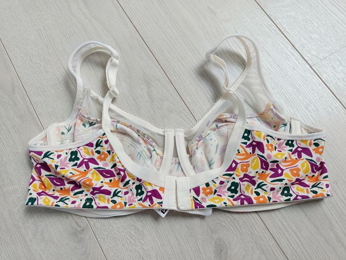 Soutien gorge Dim Generous 100b neuf - photo numéro 3