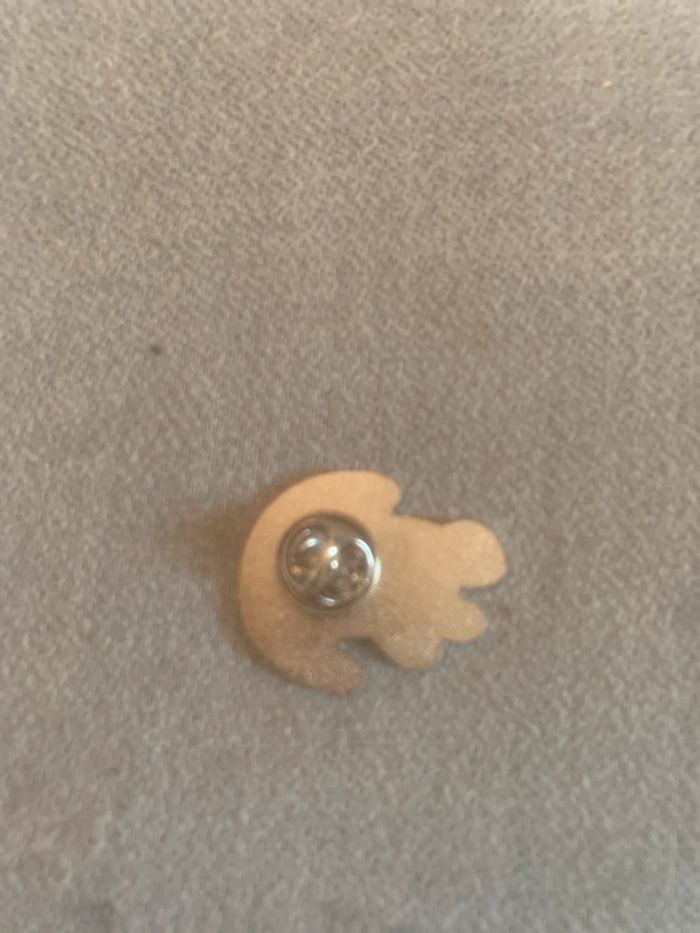 Pin’s lion Le roi lion - photo numéro 2