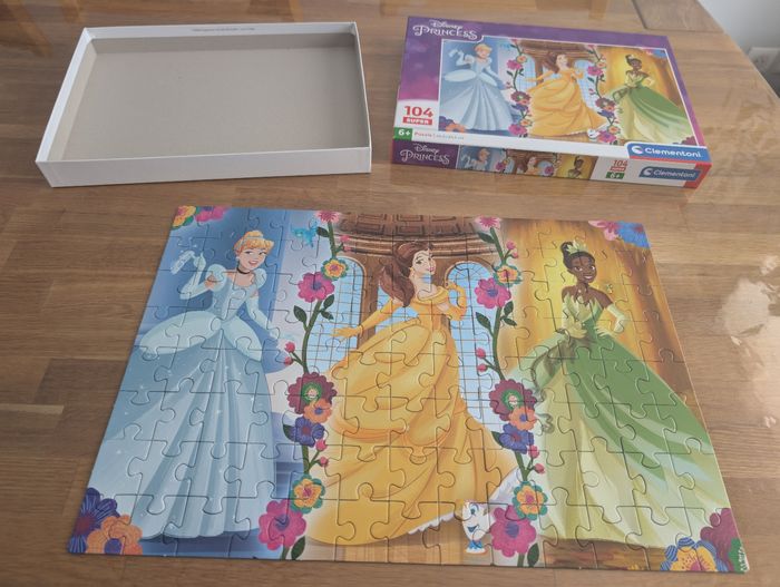 Puzzle Disney Princesses 104 pièces complet grand format Clementoni