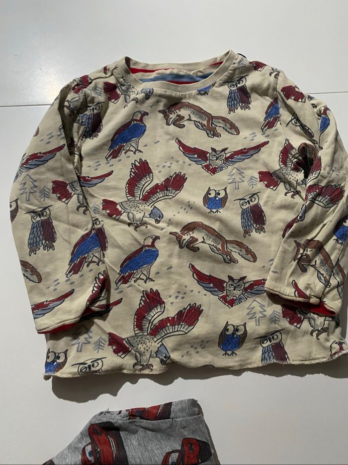 Lot de 2 vêtements enfants taille unique - photo numéro 2
