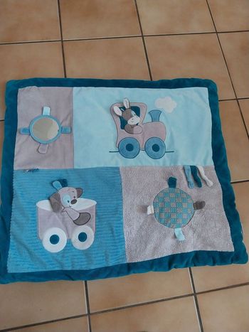 Tapis de parc ou d'éveil bébé