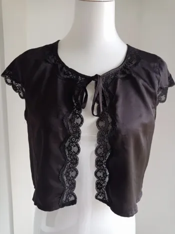 Haut nuit lingerie satiné noir dentelle sexy T.M H&M