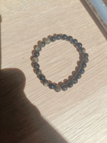 Bracelet en onyx doré neuf
