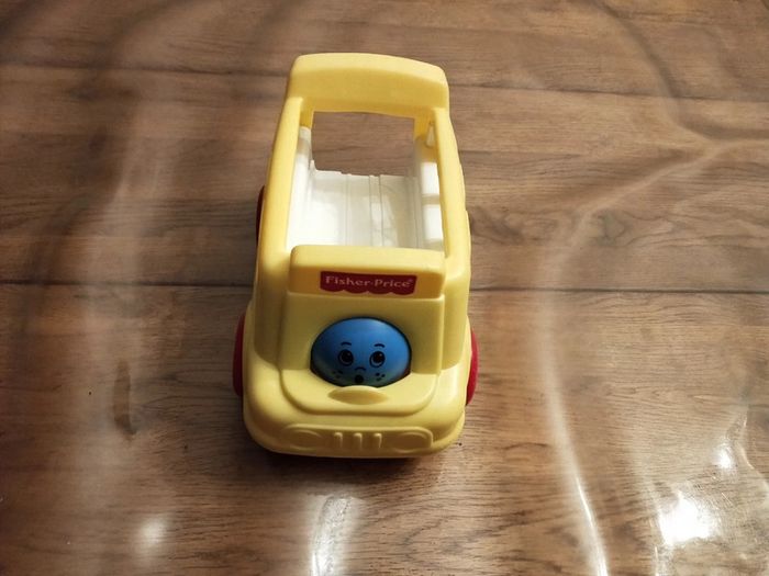 Petit bus Fisher Price