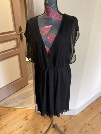 Jolie robe 👗, très fluide, et très agréable à porter