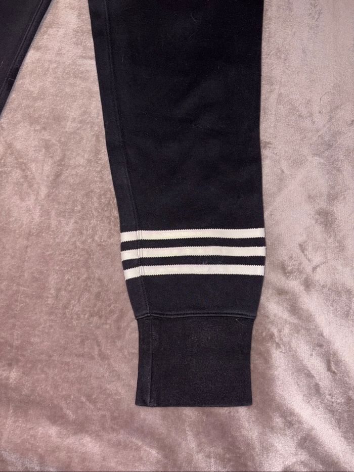 Bas de jogging Adidas noir taille S en très bon état - photo numéro 3