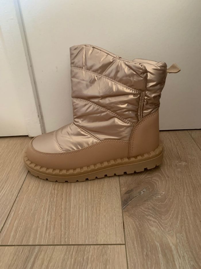 Boots neufs, Alain Manoukian, couleur or. Pointure 38. - photo numéro 6
