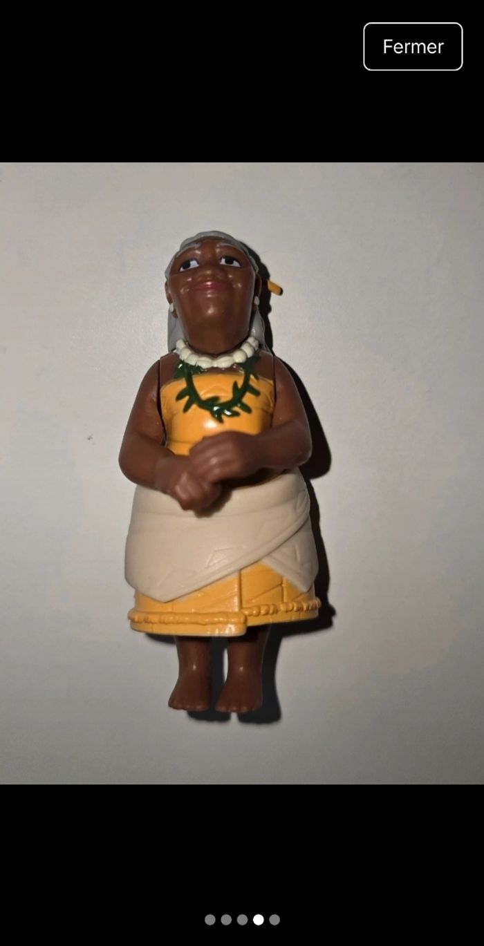 Lot de 4 figurines Vaiana disney Bandai - photo numéro 4