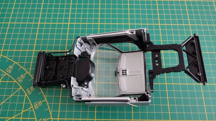 Carcasse supérieure pièce miniature Kyosho Lamborghini Miura P400 SV 1/18 1/18e 1/18ème #B11 - photo numéro 2