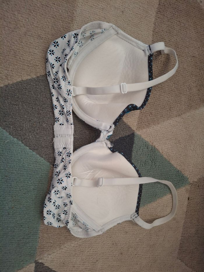 Soutien-gorge bleu et blanc - photo numéro 2