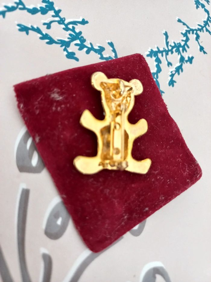 Broche - photo numéro 2