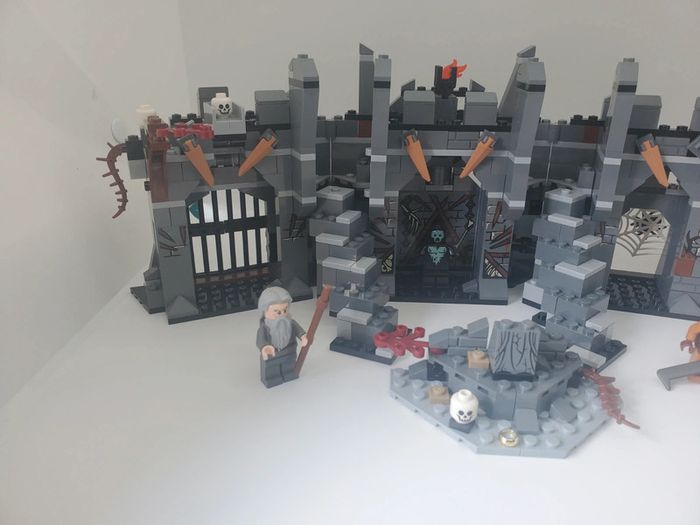 Vends lego seigneur des anneaux Dol Guldur .79014 - photo numéro 2