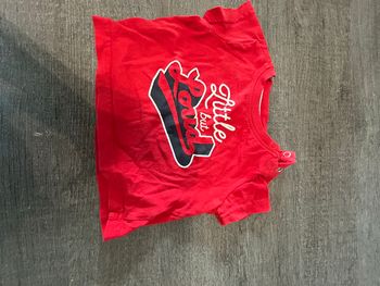 Tee shirt