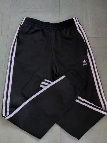 Jogging adidas